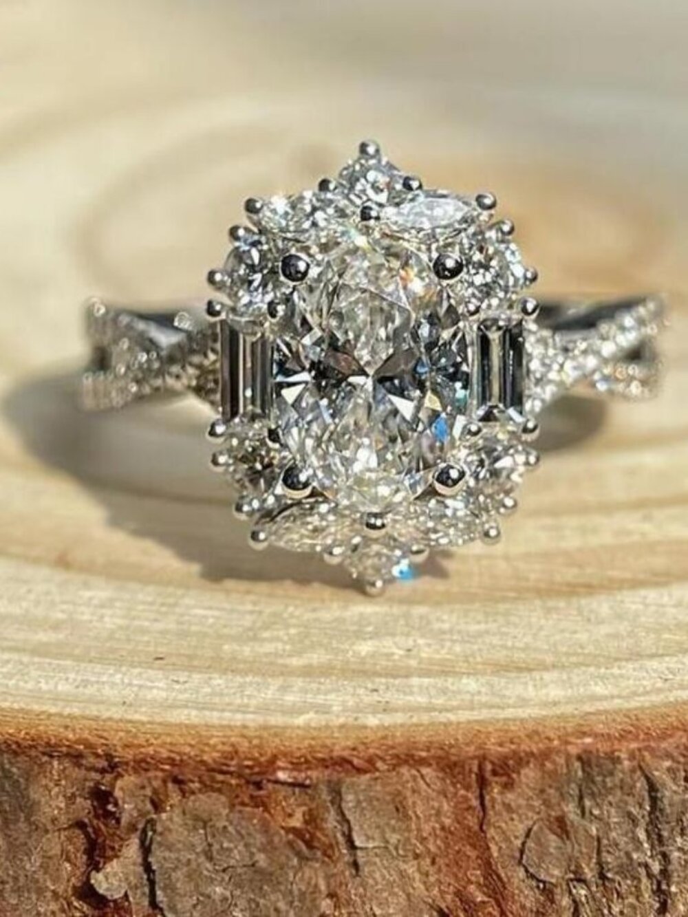 Sterling Silver S925 Elegant 2-Carat Oval Stone  Anniversary Ring Size 7